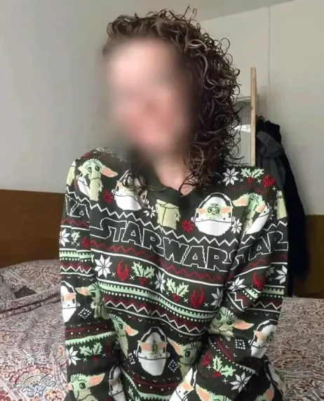 Aleyna, 33
