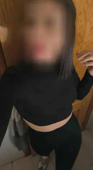 Anja, 28