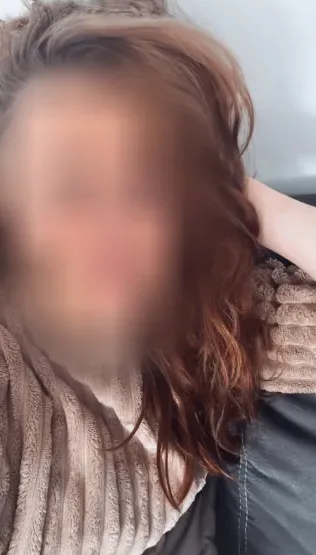 Elena, 37