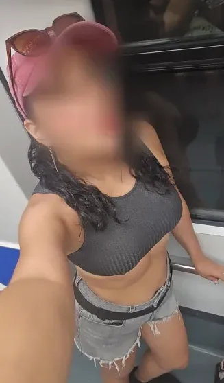 Fabienne, 37